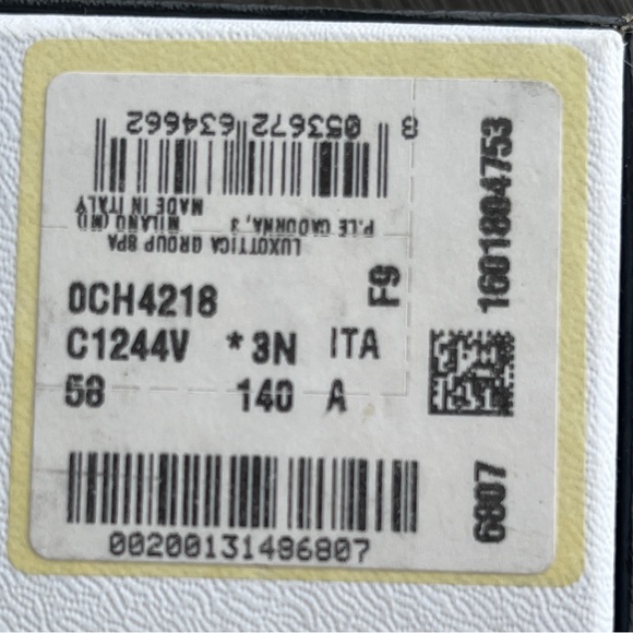 Chanel sunglasses with interior pearl accent. EXCELLENT used condition. - Picture 5 of 8